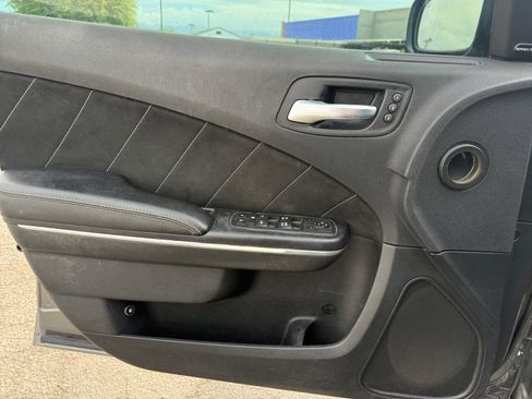 Used 2012 Dodge Charger SRT8 RWD image 12