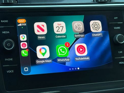 Used 2018 Volkswagen Tiguan SE FWD image 40