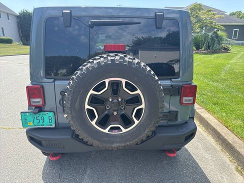 Used 2014 Jeep Wrangler Unlimited Rubicon AWD/4WD image 10