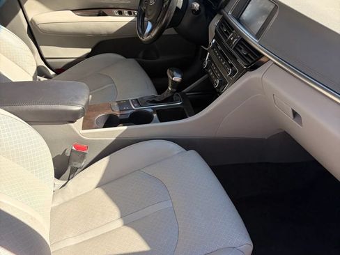 Used 2016 Kia Optima EX w/ Premium Package FWD image 12