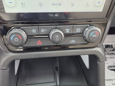 New 2026 Ford Ranger Lariat w/ Chrome Accent Package image 19