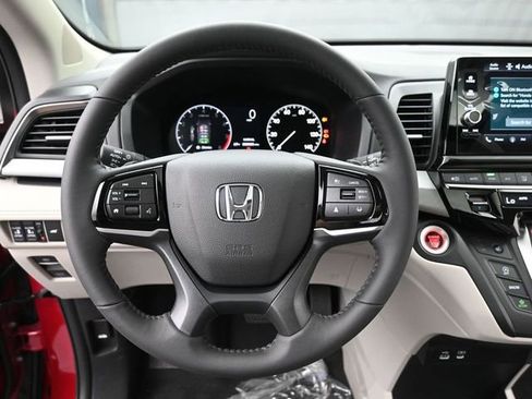 New 2026 Honda Odyssey EX-L image 18