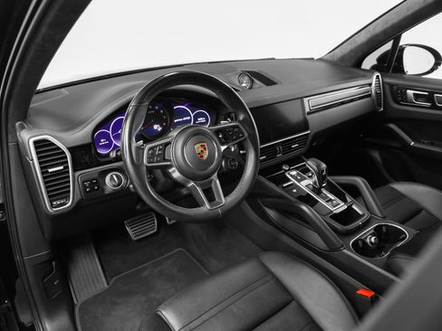 Certified 2021 Porsche Cayenne GTS image 47