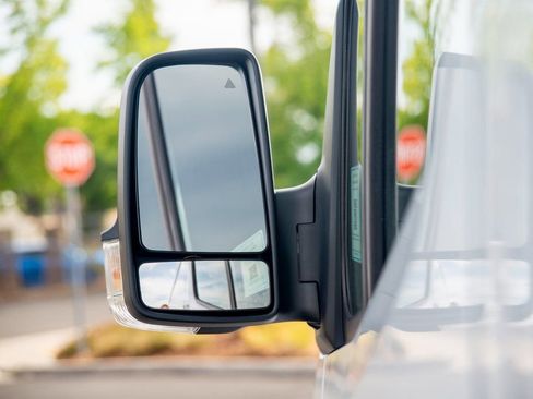 Used 2024 Mercedes-Benz Sprinter 3500 image 17