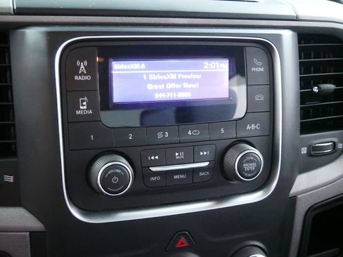 Used 2016 RAM 1500 Express AWD/4WD image 22