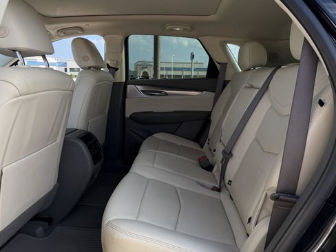 Used 2021 Cadillac XT5 Premium Luxury AWD/4WD image 30