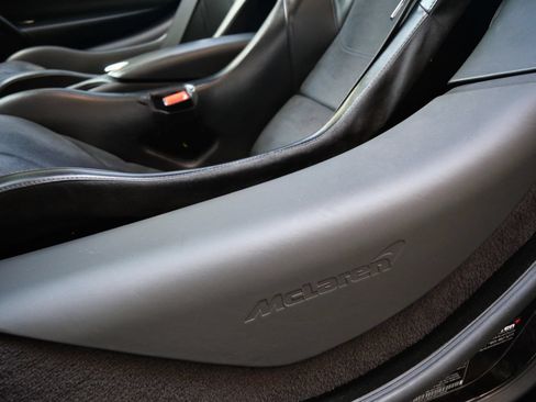 Used 2020 McLaren 720S RWD image 25