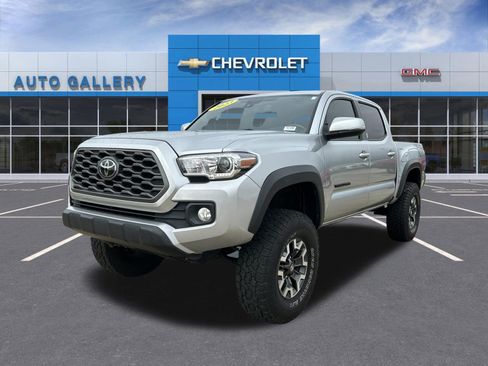 Used 2023 Toyota Tacoma TRD Off-Road RWD image 1