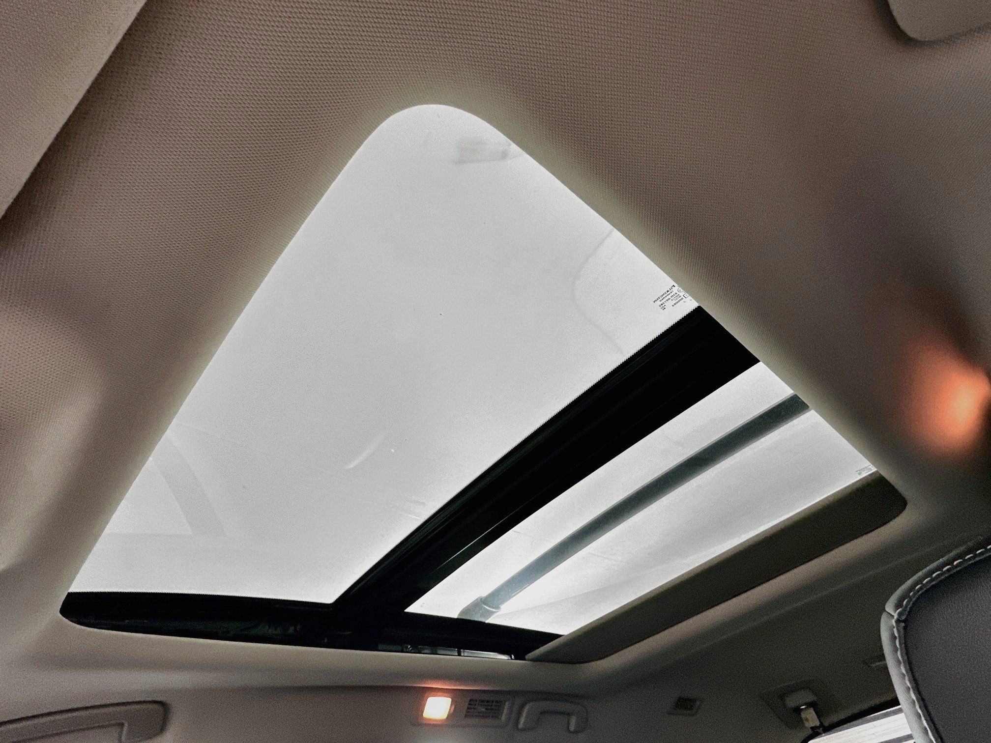 Used 2022 Nissan Pathfinder SL w/ SL Premium Package FWD image 26