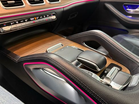 Used 2020 Mercedes-Benz GLS 450 4MATIC image 25