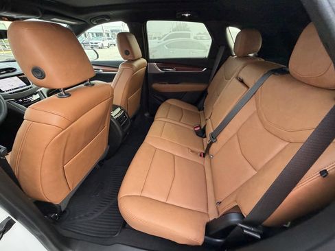 Used 2024 Cadillac XT5 Premium Luxury w/ Technology Package FWD image 16