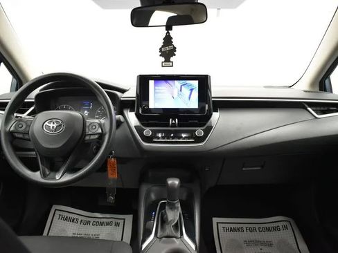Used 2023 Toyota Corolla LE image 18