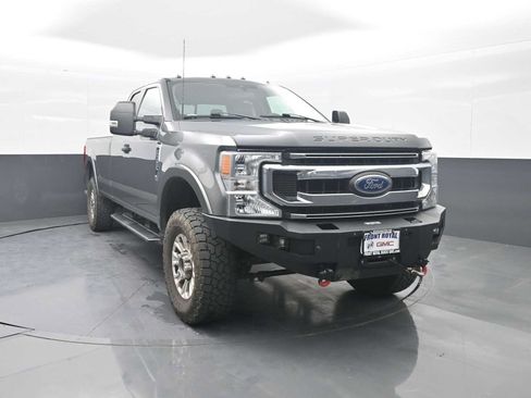 Used 2022 Ford F350 XL w/ STX Appearance Package AWD/4WD image 2