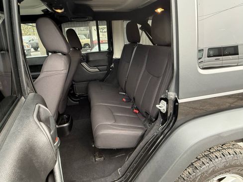 Used 2014 Jeep Wrangler Unlimited Sport w/ Quick Order Package 23S AWD/4WD image 17