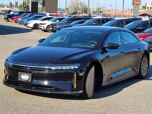 Used 2025 Lucid Air Touring AWD/4WD image 16
