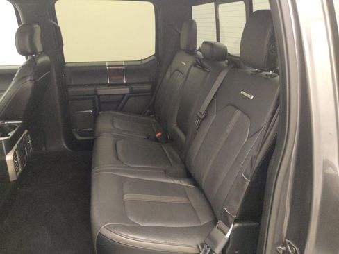 Used 2015 Ford F150 Platinum w/ Equipment Group 701A Luxury AWD/4WD image 18