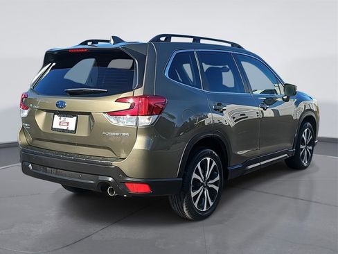 Used 2022 Subaru Forester Limited w/ Popular Package #3 image 3