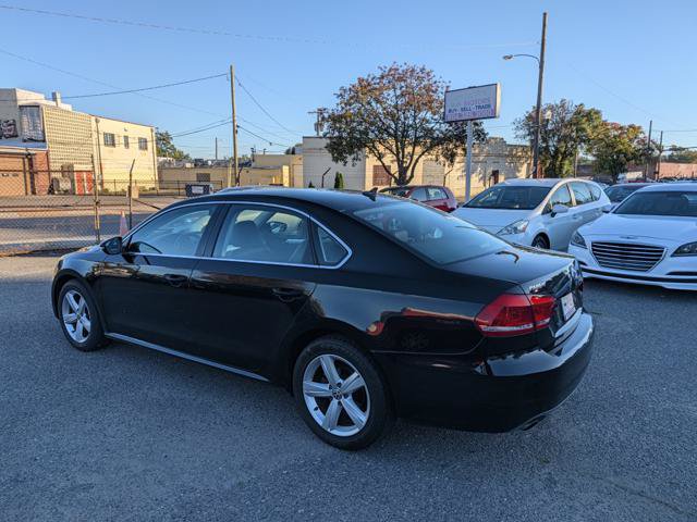 Used 2012 Volkswagen Passat 2.5 SE FWD image 6