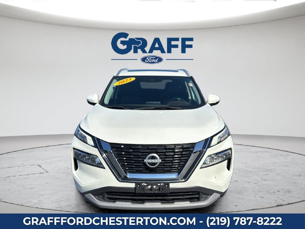 Used 2023 Nissan Rogue SV w/ SV Premium Package AWD/4WD image 12
