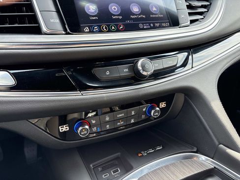 Used 2024 Buick Enclave Avenir w/ Avenir Technology Package image 23