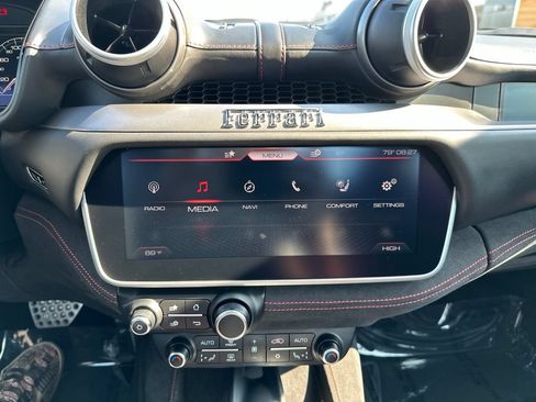 Used 2022 Ferrari Portofino M RWD image 27