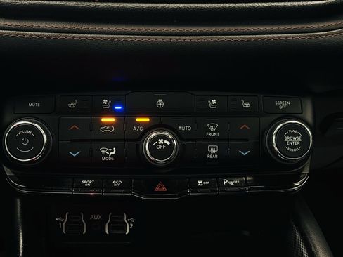 Used 2023 Dodge Durango R/T AWD/4WD image 64