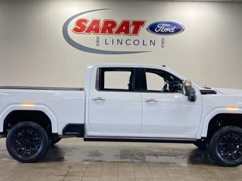 Used 2024 GMC Sierra 3500 Denali Ultimate AWD/4WD image 1