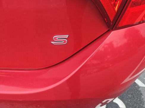 Used 2015 Toyota Corolla S FWD image 13