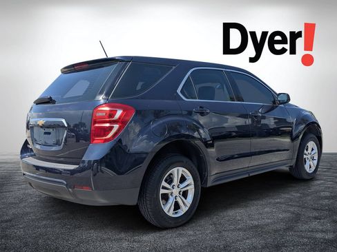 Used 2017 Chevrolet Equinox LS FWD image 4