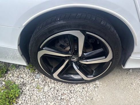 Used 2021 Honda Accord Sport image 7