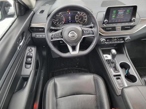 Used 2019 Nissan Altima 2.5 Platinum image 12