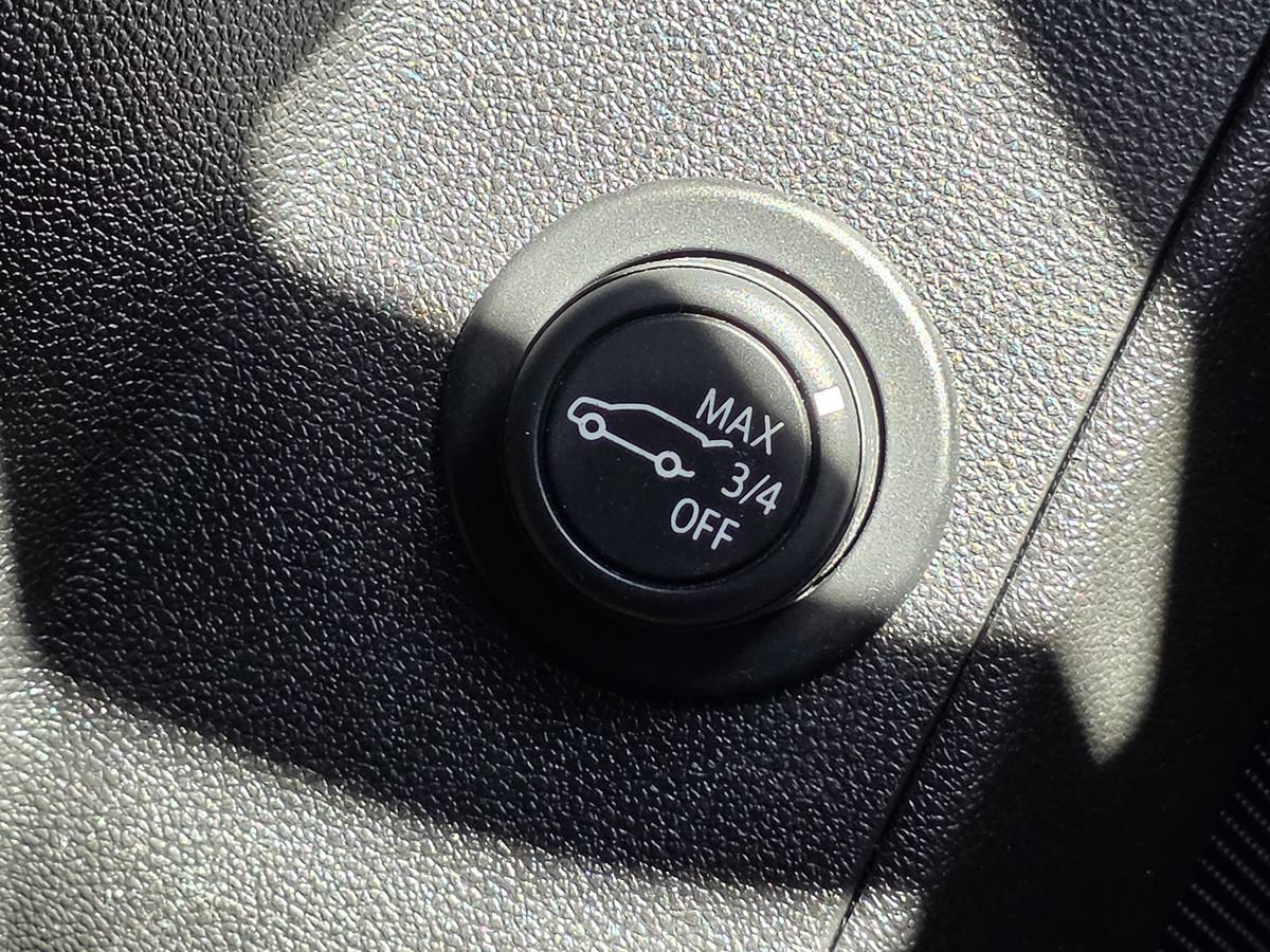 Used 2019 Chevrolet Equinox LT AWD/4WD image 30