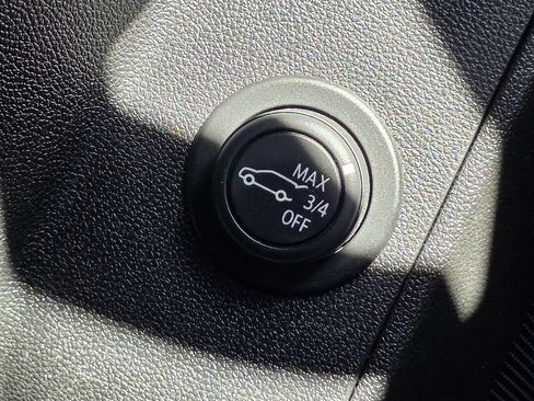 Used 2019 Chevrolet Equinox LT AWD/4WD image 30