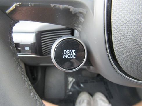 Used 2023 Hyundai Ioniq 5 Limited image 42