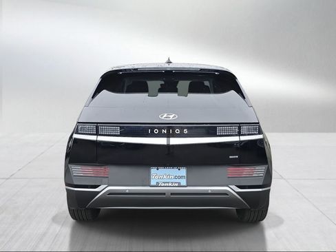 Used 2024 Hyundai Ioniq 5 SE image 4