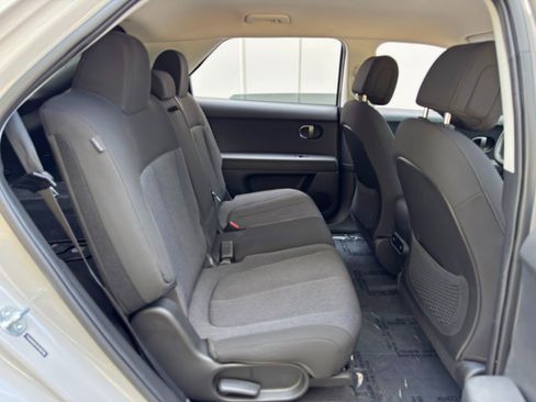 Used 2025 Hyundai Ioniq 5 SE image 36