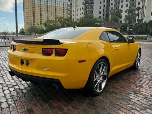 Used 2010 Chevrolet Camaro SS w/ RS Package RWD image 9