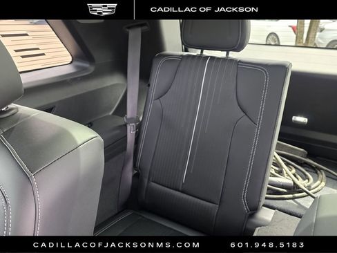 New 2026 Cadillac Vistiq Sport image 25