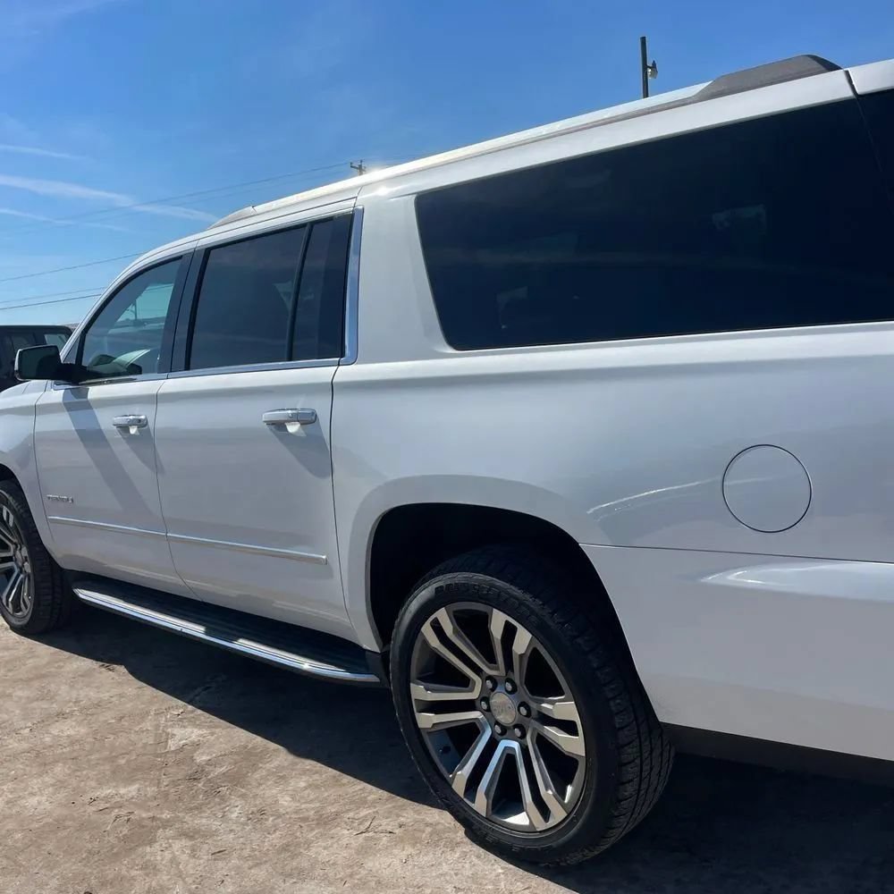 Used 2017 GMC Yukon XL Denali w/ Open Road Package AWD/4WD image 6