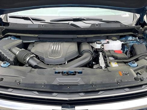 New 2026 Chevrolet Traverse LT w/ Driver Confidence Package FWD image 12