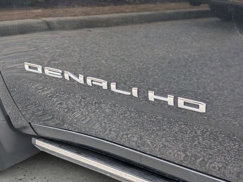 Used 2024 GMC Sierra 2500 Denali w/ Denali Reserve Package image 9