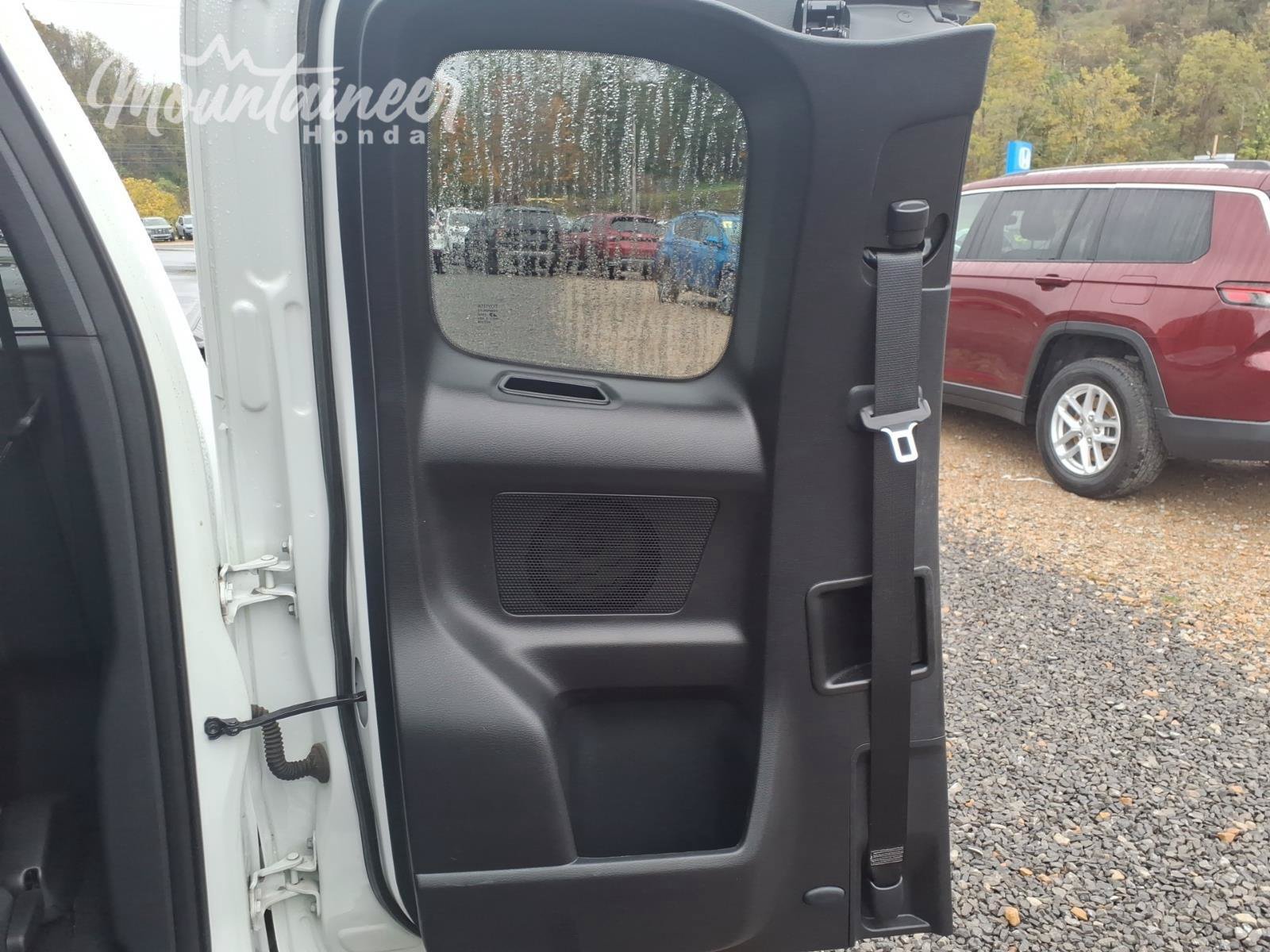 Used 2016 Toyota Tacoma SR5 RWD image 16