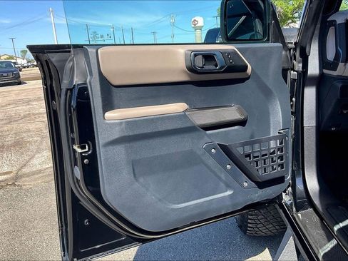 Certified 2023 Ford Bronco Wildtrak AWD/4WD image 17