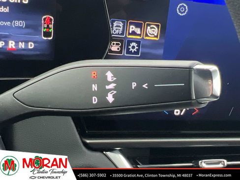 Certified 2025 Chevrolet Equinox EV LT FWD image 26