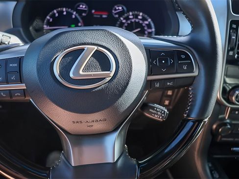 Used 2023 Lexus GX 460 Luxury image 13