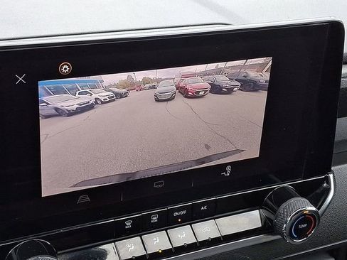 Certified 2023 Chevrolet Colorado Trail Boss w/ Advanced Trailering Package image 17