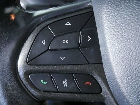 Used 2020 Jeep Cherokee Trailhawk w/ Comfort/Convenience Group AWD/4WD image 26