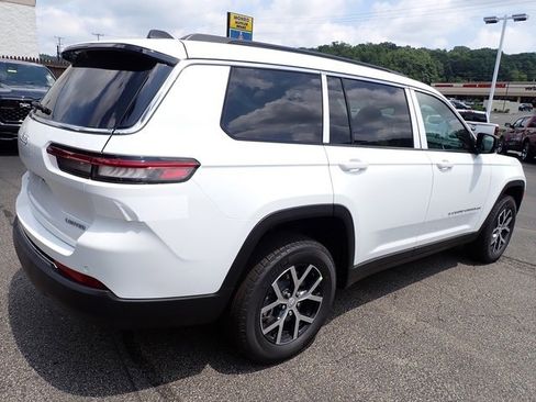 New 2025 Jeep Grand Cherokee L Limited image 7