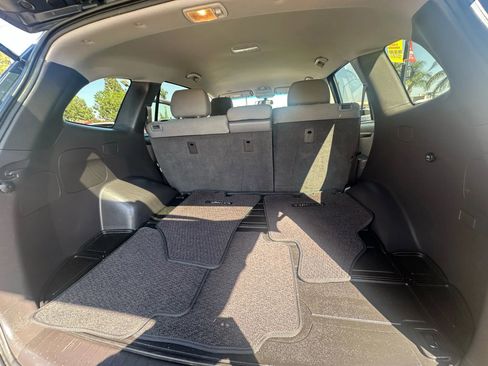 Used 2011 Hyundai Santa Fe GLS image 26