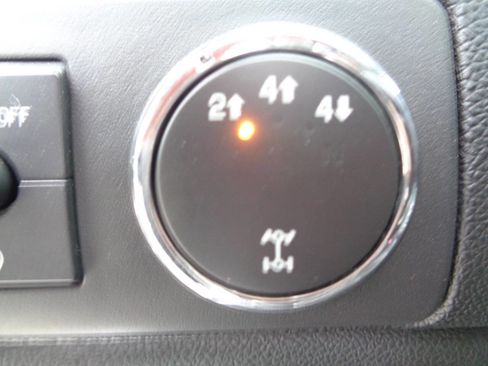 Used 2011 Chevrolet Silverado 3500 LTZ w/ Snow Plow Prep Package image 58